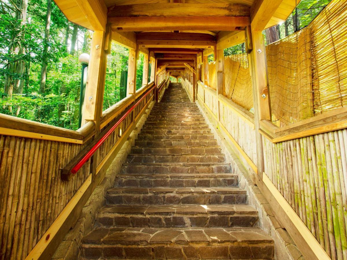 מלון Shin'onsen Ooedo Onsen Monogatari Miyoshiya מראה חיצוני תמונה